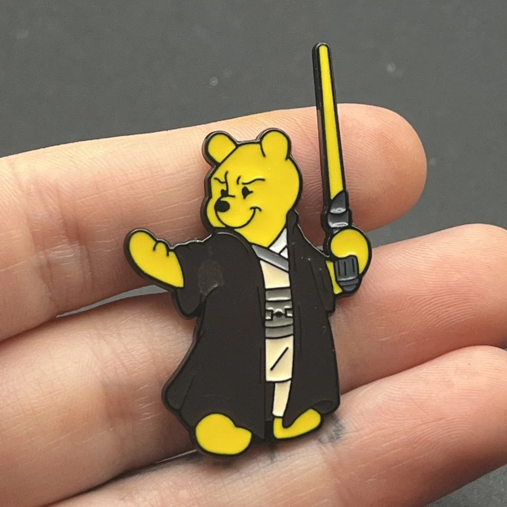 Disney Star Wars Pooh Bear Obi-Wan‎ Kenobi Lapel Hat Pin
